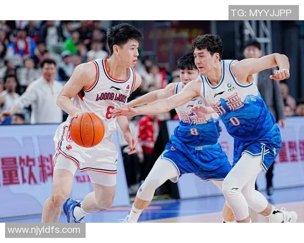 吴前的篮球之路：从青涩少年到CBA明星的成长故事与奋斗历程